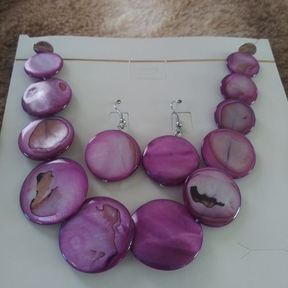 Purple Shell Necklace,Earrings & Bracelet Set NWT - Picture 4 of 12